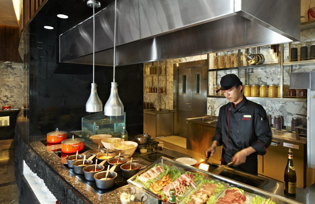 Hotel Nikko Τιαντζίν Εξωτερικό φωτογραφία A live kitchen at a hotel