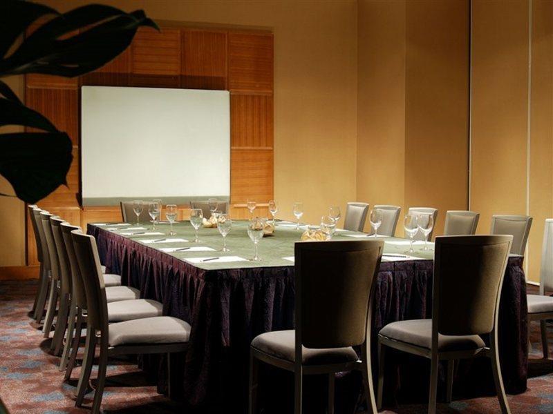 Hotel Nikko Τιαντζίν Εξωτερικό φωτογραφία A meeting room at the hotel